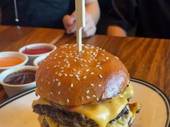 -Ribs & Burgers The Rocks