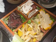 -芸鲜季·云南野生菌餐厅· 云南风物味研社(闵行店)