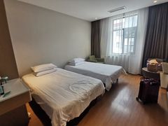 -白玉兰商务酒店(曲阜三孔景区春秋西路店)