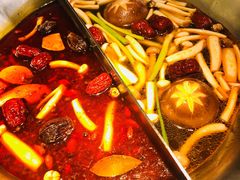 -湊湊火锅·茶憩(打浦桥日月光店)