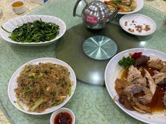 -鹏城人家海鲜酒家·23年老字号(较场尾店)
