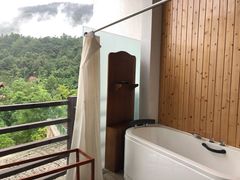 -中铁花水湾温泉酒店(大邑店)
