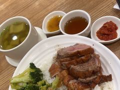-裕记烧腊连锁餐饮(国商分店)