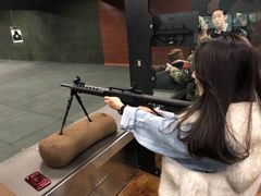 -都市枪神实弹射击俱乐部