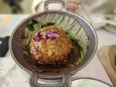 江南荷香狮子头-苏梦江南·淮扬菜(夫子庙店)