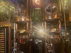 -爱啤精酿·民谣酒馆(滨江店)