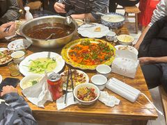 -乡土特色.冷锅鱼.牦牛肉汤锅