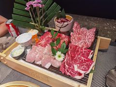 -铭牛烧肉·和牛海鲜自助(高新月牙湖店)