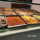 18块12个贼大的饺子，里面的馅料也很丰富