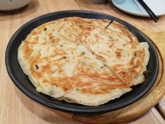 特别顶的葱油饼-宏状元现熬粥·京味菜(三里河店)