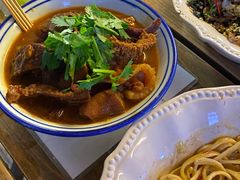 -CowCow其其·牛杂咖啡公司(六运店)