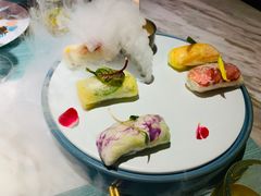 漫步花开彩虹卷-蜜桃花开·中西融合菜E&W(南长街店)