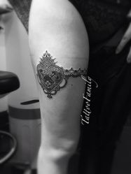 微信号15921903323-TATTOO FAMILY刺青纹身工作室