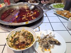 -蛙一刀·麻椒鱼火锅(金仙桥店)