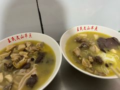 -文山荷鲜居(翠湖店)