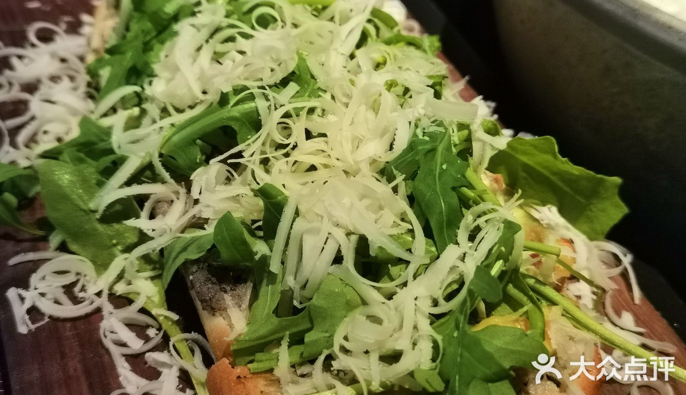 二刷野果 点了上次没点的 排骨锅--里面排骨还是蛮多的