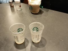 -星巴克(迪士尼小镇店)