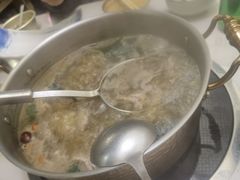 -菌子鲜汤野生菌锅