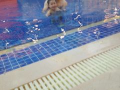 -戊辰亲子游泳俱乐部