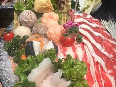 -湊湊火锅·茶憩(南京东路悦荟店)