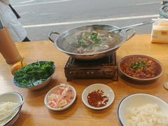 -谢老五跷脚牛肉·非遗传承店