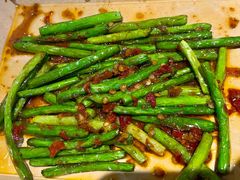 油爆蒜苗-肉店炸炸炸·爆汁孜然牛肉