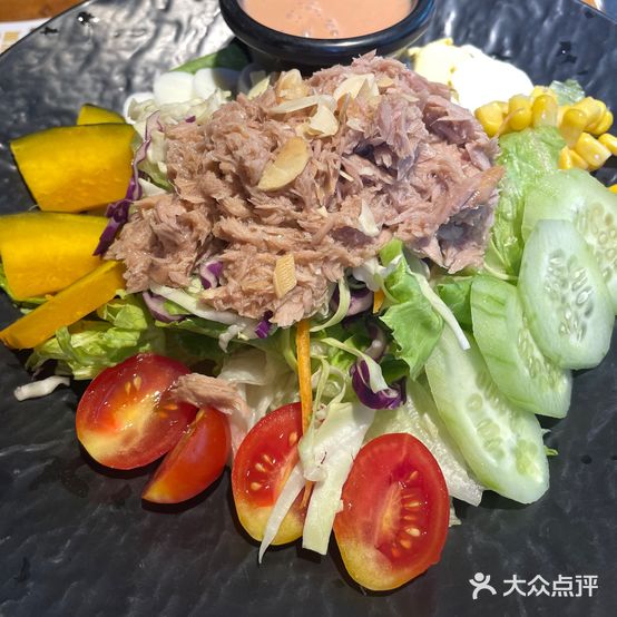 意国小镇披萨牛排餐厅(全运路万达广场店)