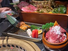 -山川小町·极番烧肉(新地假日广场店)