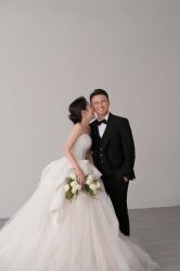 -雪中彩影婚纱摄影·微光艺术中心