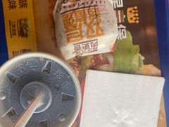 -汉堡王(金鹰天地广场店)