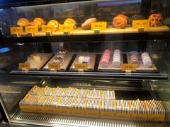 面包甜点陈列柜-麦当劳(城西银泰店)