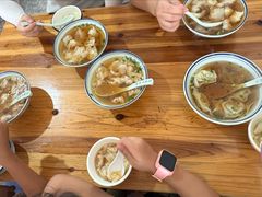 -两棵树馄饨店(渔梁住保小区店)