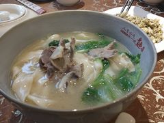 -博望坡酒楼(漕溪路店)