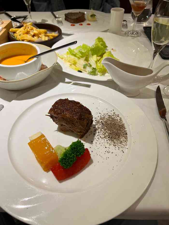 王品牛排(大卫城店)-"王品是个全国连锁 郑州这家大卫城店开了.