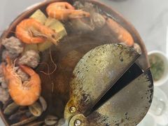 -一口猪海鲜浑锅·东北家常菜