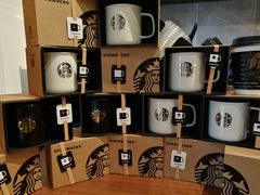 零售区-星巴克臻选(广州沙面店)
