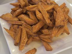 -哈尔滨饺子王·东北菜(鱼鳞浃路店)