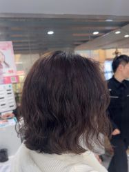 -镁连社·美联社