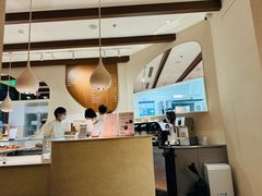 -VERIE BAKEHOUSE