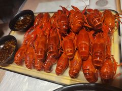 -肥肥虾庄·金牌油焖大虾(首义路店)
