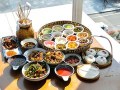 -包整·丝娃娃(一览甲秀楼风景店)