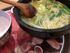 -妈妈故事米线(市府恒隆店)