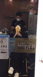 -一東造型烫发染发