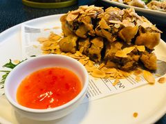 -蝴蝶里·粤菜·点心(滨江龙湖店)