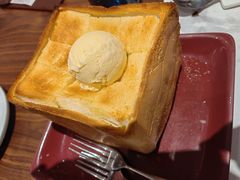 -港丽餐厅(正大店)