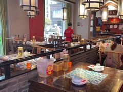 -川流不息·地道川菜·小龙虾(新松江路店)