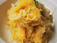 -侬佳蒸菜馆(听潮店)