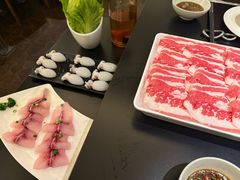 -鲜入唯煮·港式海鲜牛肉火锅(金宝街店)