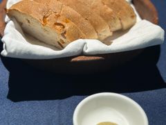 面包全麦面包配香料黄油-ZHAO赵·牛扒坊(仁和新城店)