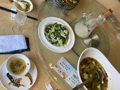 -河畔春天时尚餐厅